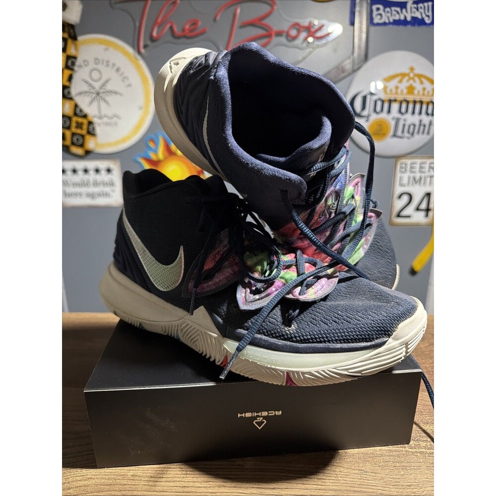 Nike Kyrie 5 Galaxy Mens Size 10 Blue White Basketball Shoes Sneakers